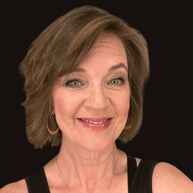 Debra Geister Headshot V2