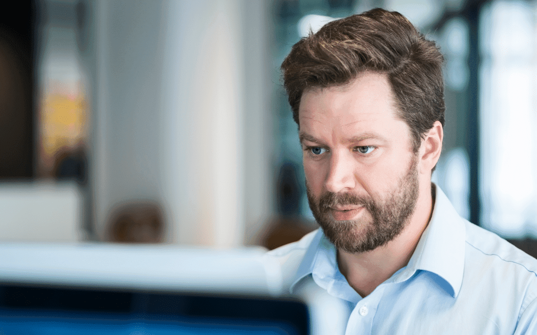 Socure Impact: Investment Platform Cuts 700K PEP Alerts