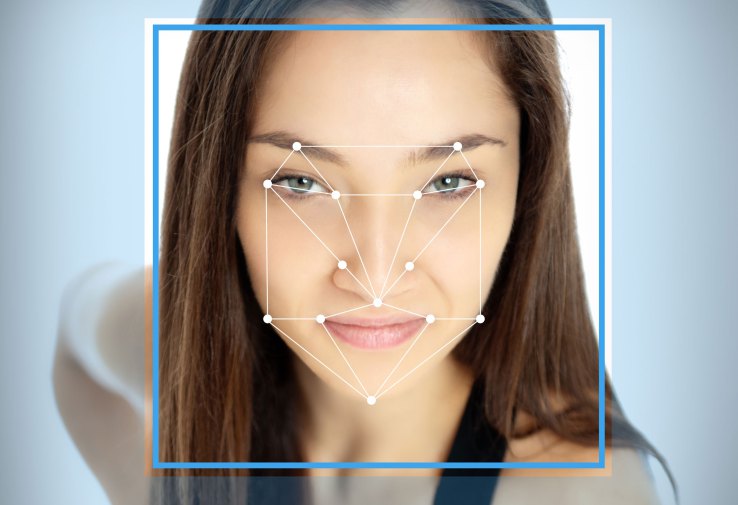 SOCURE ID+ Real Time Facial Recognition Technology Use Case Woman